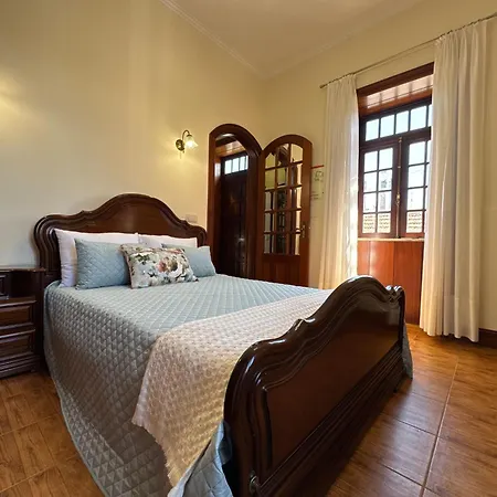 Quinta Dos Silvas Nyaraló *