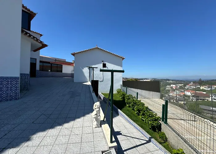 Quinta Dos Silvas * סנטה מריה דה פיירה