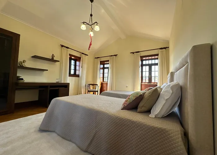 Quinta Dos Silvas 펜션 *